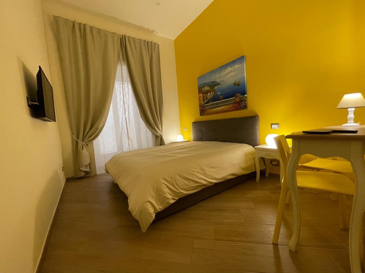 Bed and Breakfast Mille Colori Napoli Esterno foto